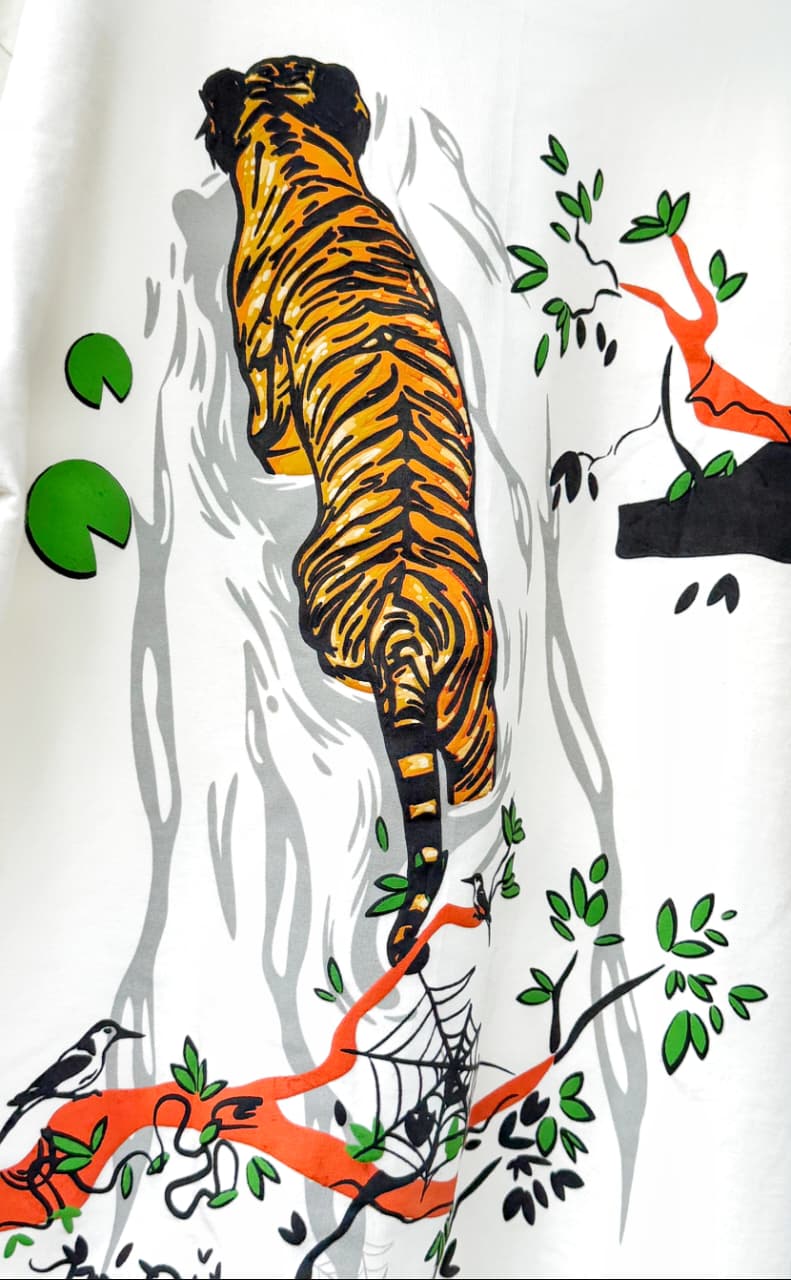 Born Wild – Mountain Tiger Art Tee